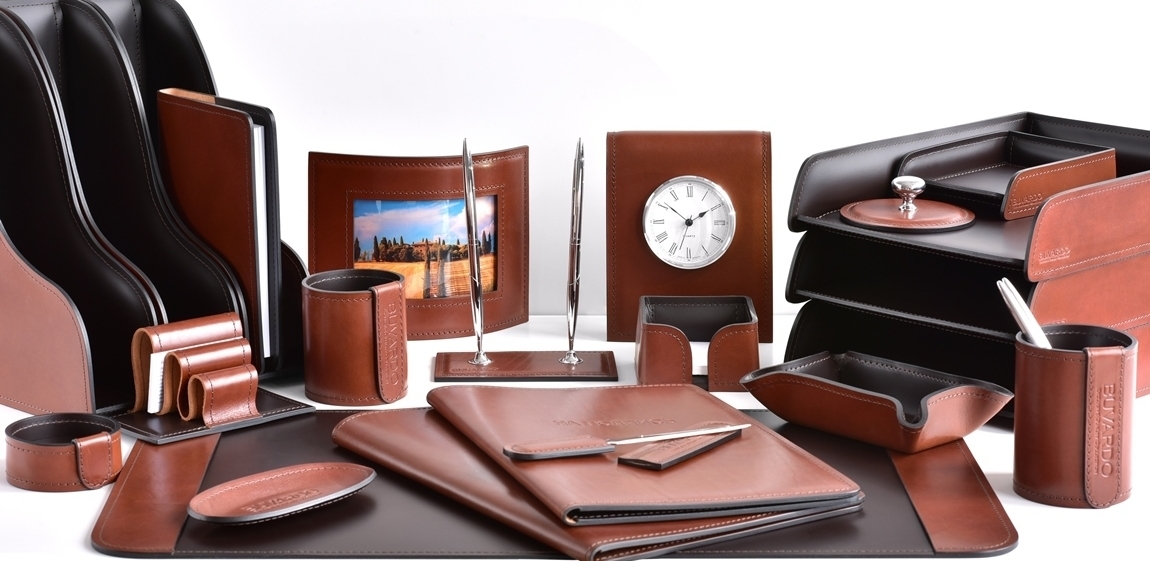 настольный набор премиум для руководителя КОЖАНЫЙ НАБОР РУКОВОДИТЕЛЯ НА СТОЛ buvardo