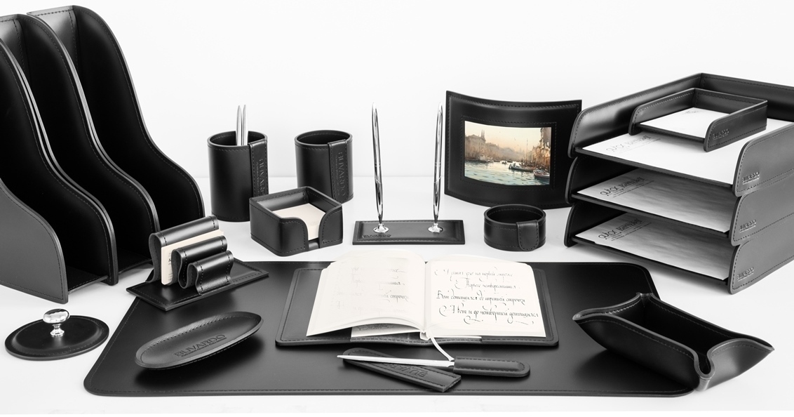 настольный набор из кожи черный buvardo