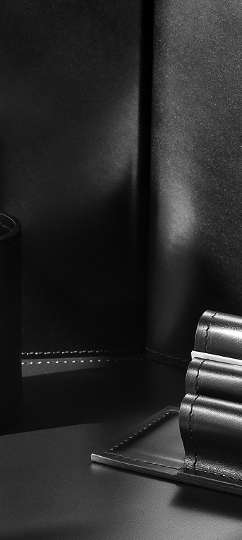 дорогой настольный набор