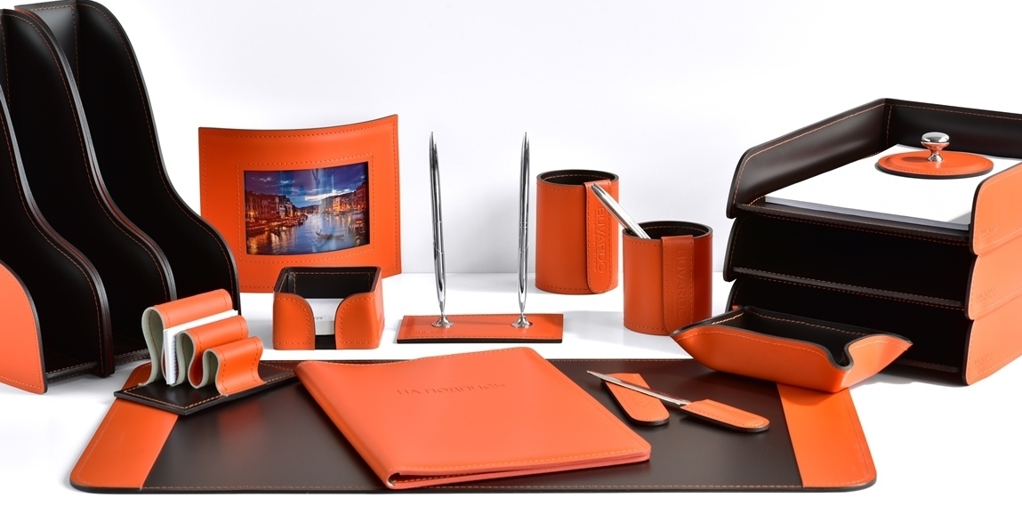 Набор настольный кожаный BUVARDO