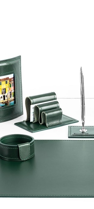 черный набор руководителя из кожи