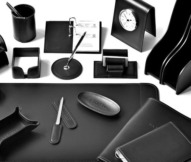 набор руководителя на стол черный