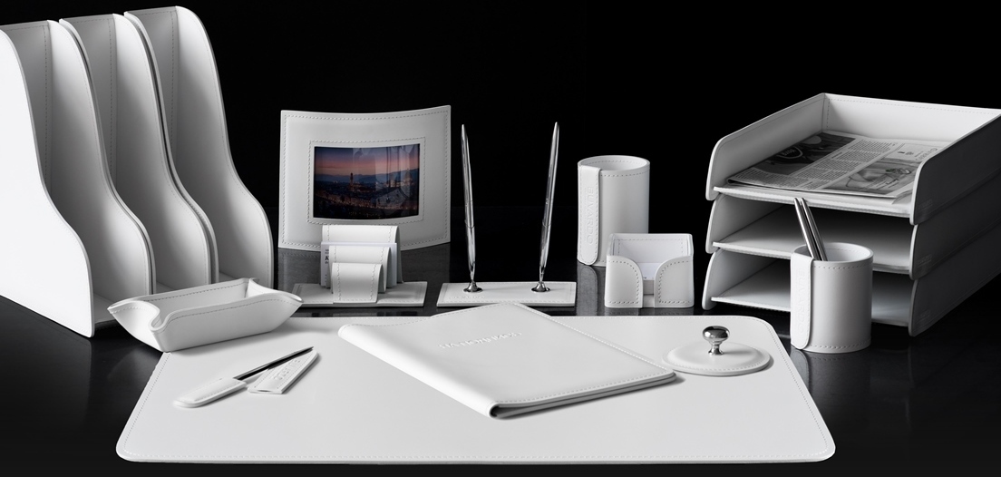 настольный набор из белой кожи белый настольный набор для руководителя