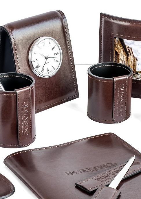 набор руководителя из кожи