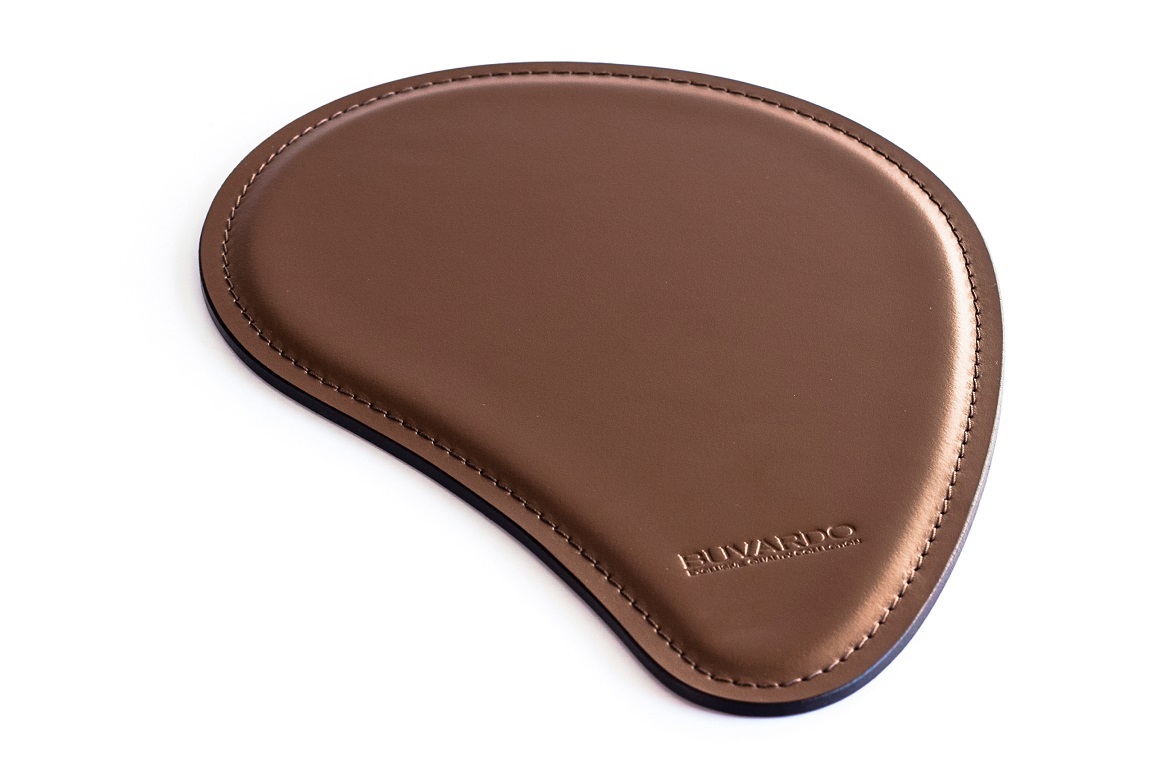 Коврик для мыши из кожи цвет орех Коврик для мыши из кожи цвет орех