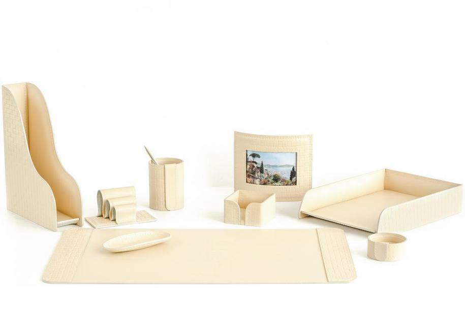 Офисный настольный набор из натуральной кожи с тиснением 9 предметов 62900 руб