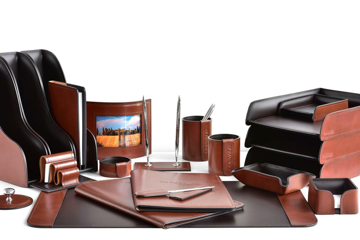 Premium настольный набор для руководителя 21 предмет из кожи FG Tan/шоколад Premium настольный набор для руководителя 21 предмет из кожи FG Tan/шоколад
