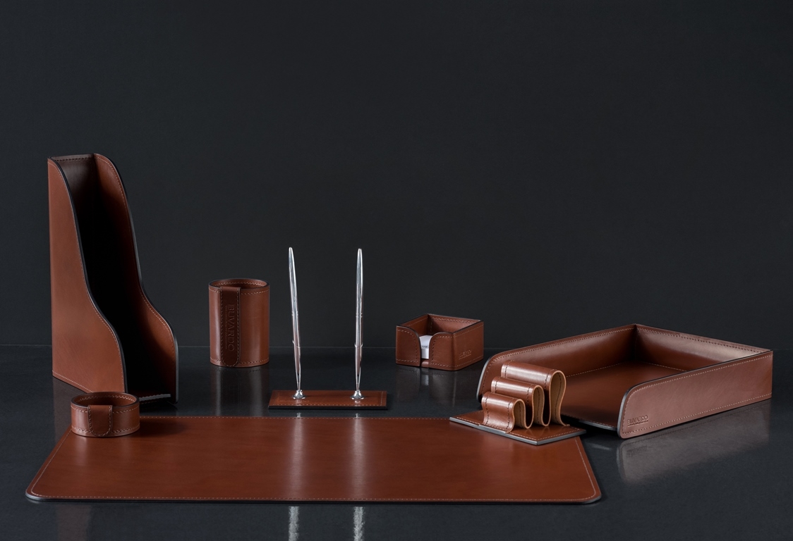 НЕТ В НАЛИЧИИ Набор настольный из кожи full grain Toscana 8 предметов НЕТ В НАЛИЧИИ Набор настольный из кожи full grain Toscana 8 предметов