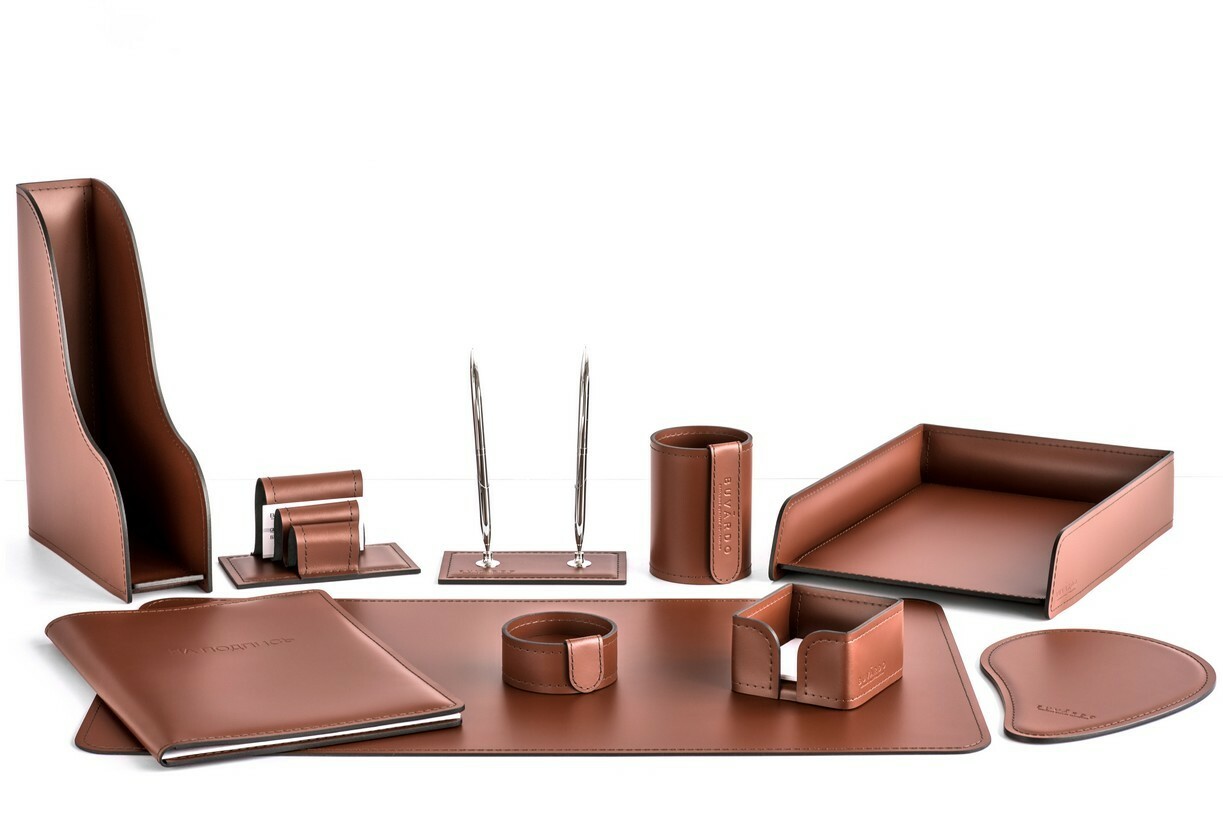 Набор настольный из кожи цвет каштан