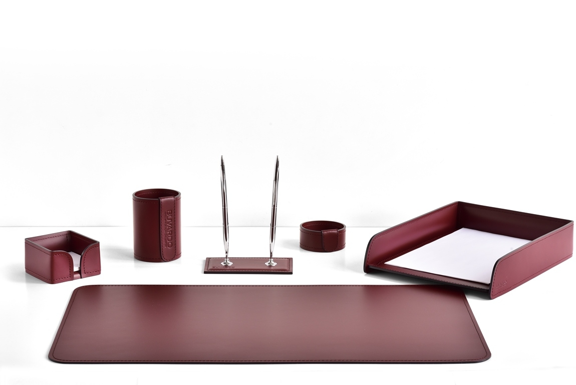 Набор настольный кожаный винного цвета 6 предметов НЕТ В НАЛИЧИИ