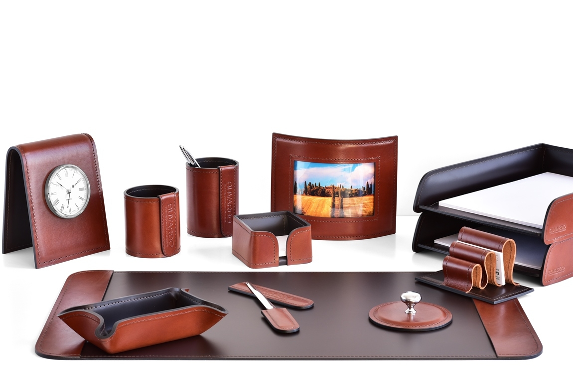 Набор на стол руководителя 12 предметов Premium из кожи FG Tan/шоколад Набор на стол руководителя 12 предметов Premium из кожи FG Tan/шоколад