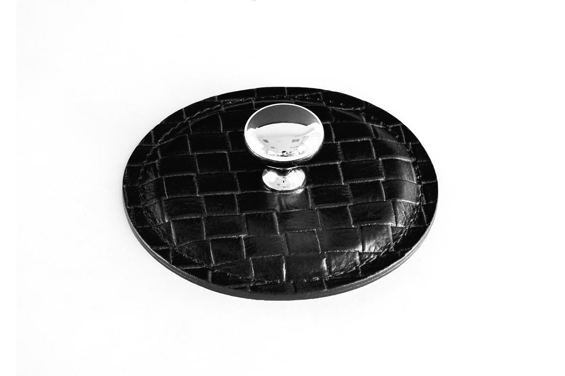 Пресс из кожи treccia черная Пресс из кожи treccia черная