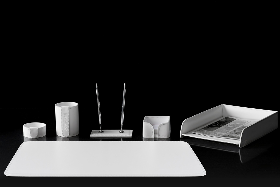 Белый настольный набор из кожи 6 предметов #22 Белый настольный набор из кожи 6 предметов #22