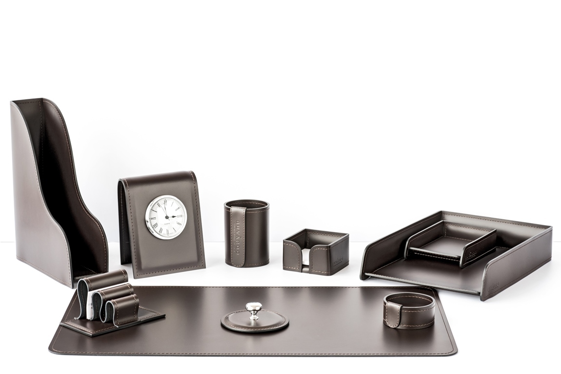 Настольный набор 10 предметов из кожи цвет шоколад №20