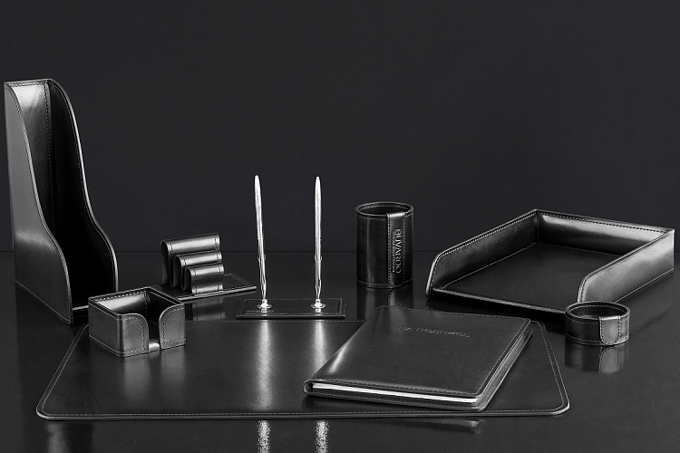 Настольный набор для руководителя с папкой: 9 предметов из кожи Full Grain Black Настольный набор для руководителя с папкой: 9 предметов из кожи Full Grain Black