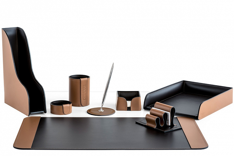 Набор настольный из кожи cuoietto табак/шоколад 8 предметов №60