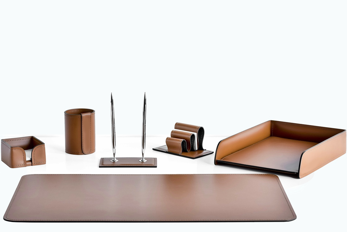 Набор офисных принадлежностей из кожи цвет табак 6 предметов №73