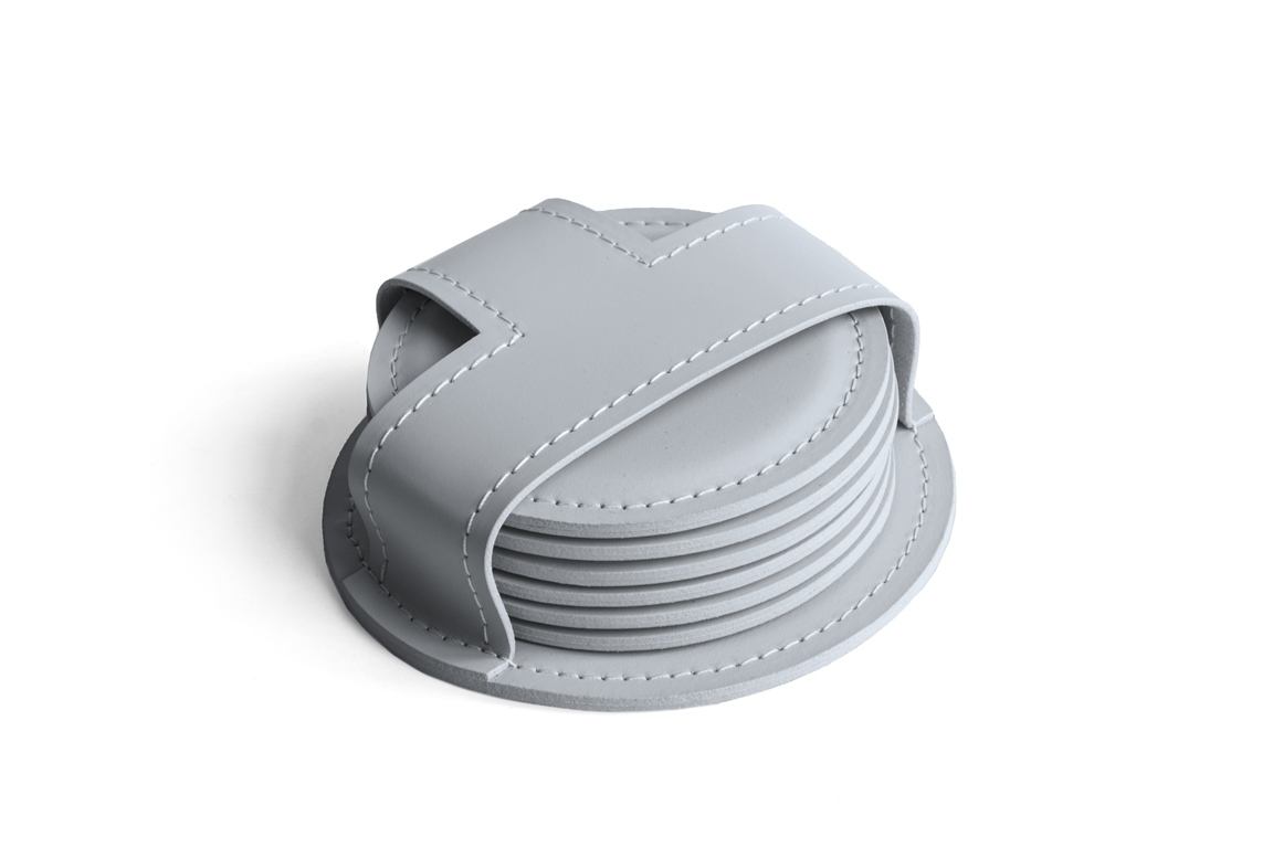 Набор костеров в чехле из серой кожи