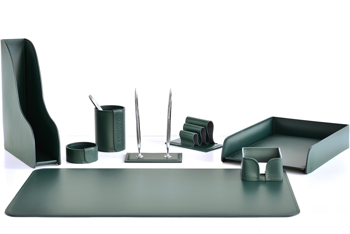 Набор настольный 8 предметов из кожи цвет зеленый Набор настольный 8 предметов из кожи цвет зеленый