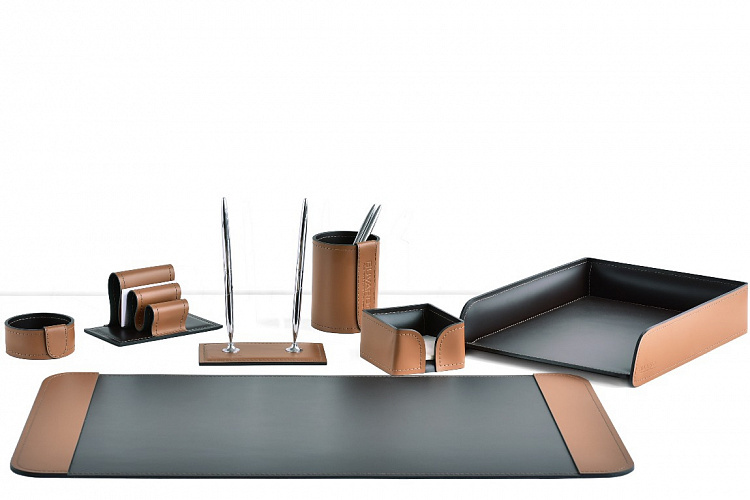 Офисный набор светло-коричневый из кожи 7 предметов №59 СТАРАЯ ЦЕНА 45300