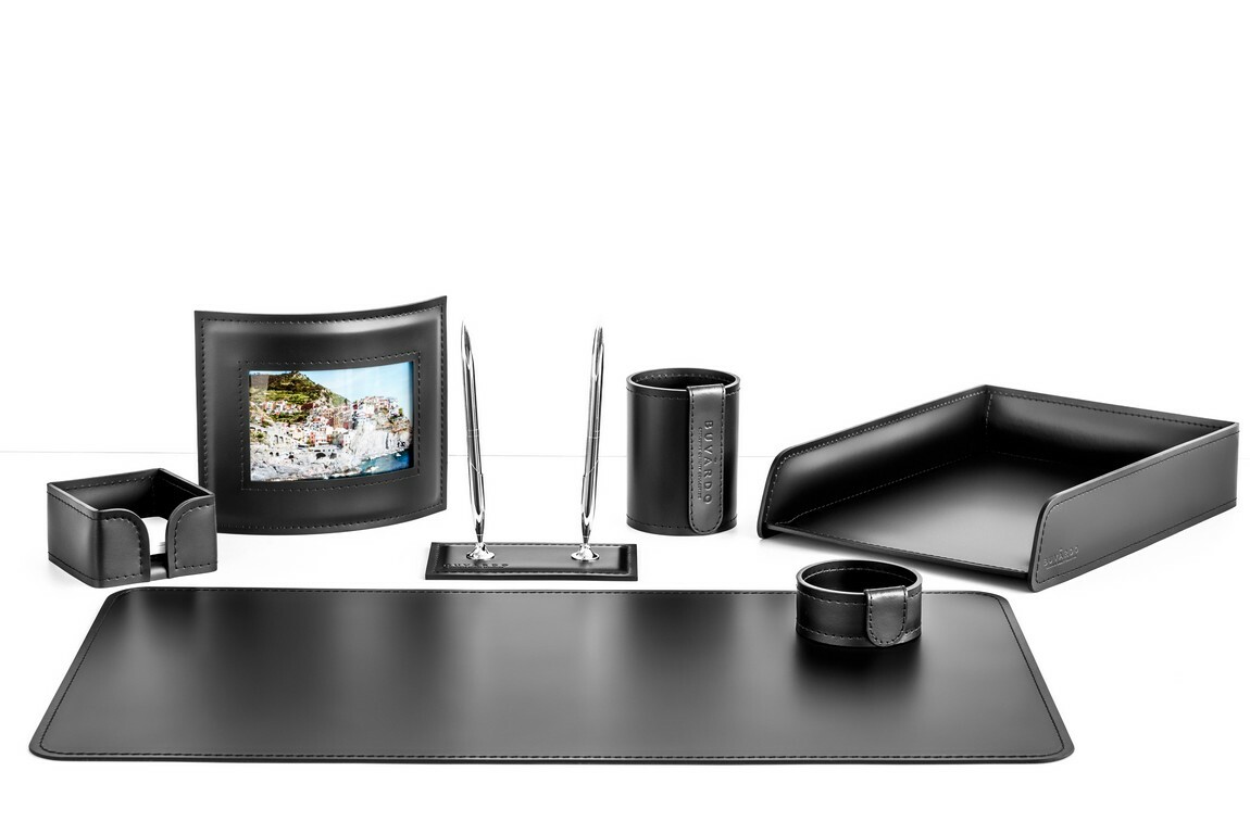 Настольный набор 7 предметов из черной кожи