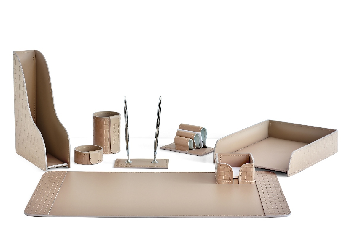 Настольный набор из кожи treccia/cafe latte 8 предметов