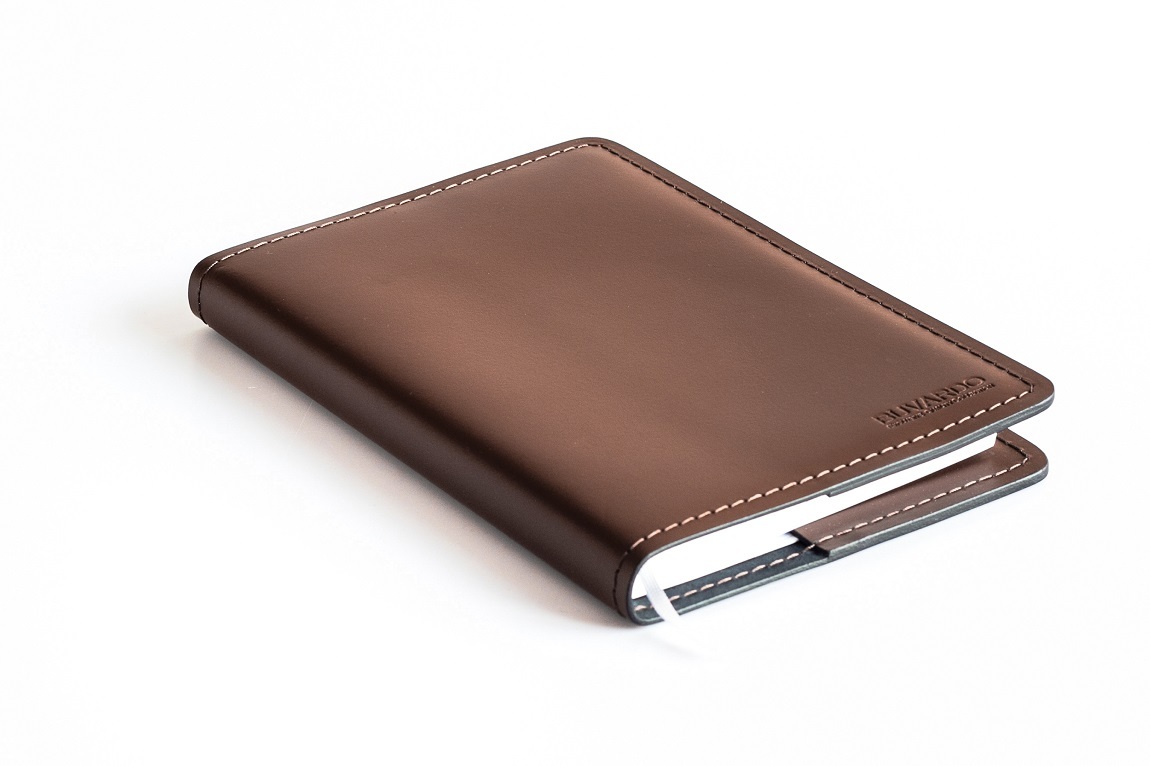 Ежедневник из кожи цвет орех Ежедневник из кожи цвет орех