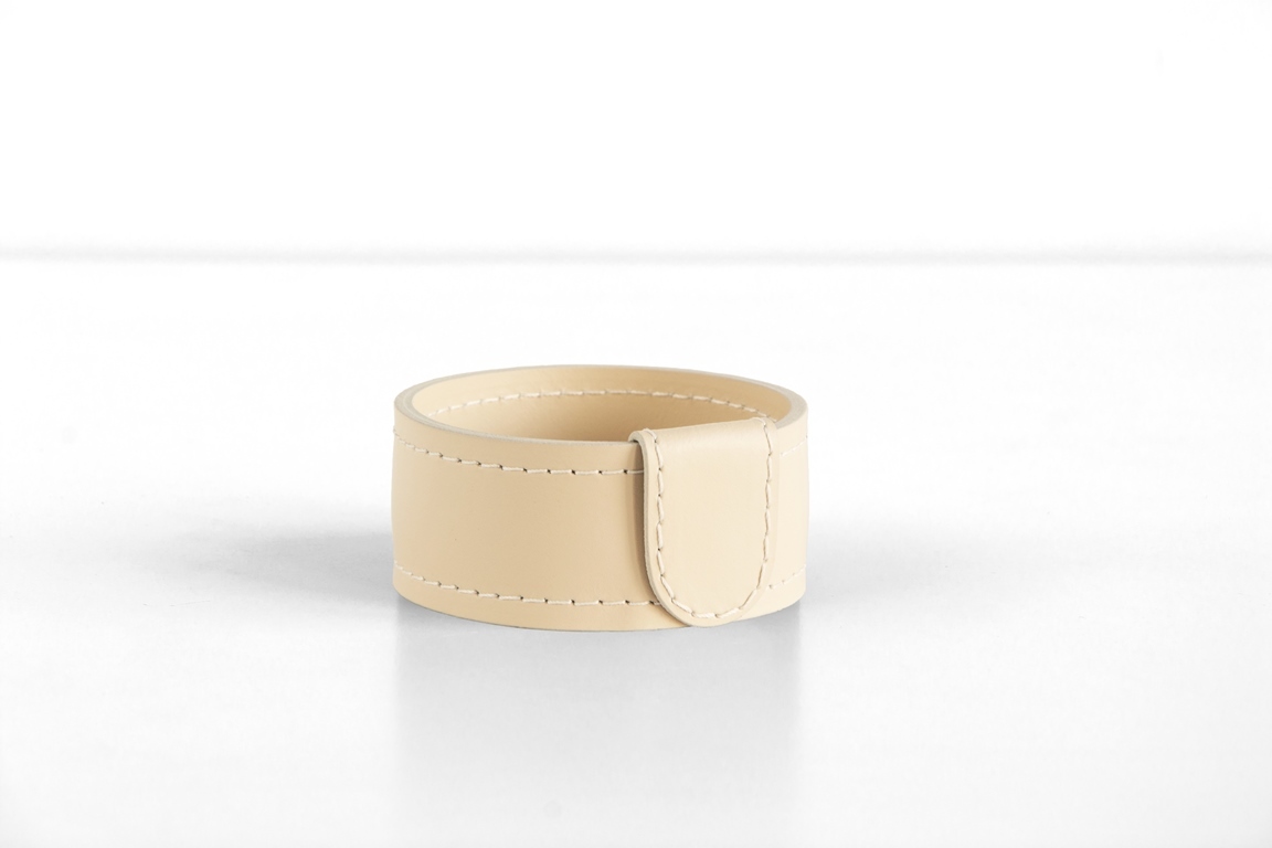 Скрепочница. Стакан Н4 слоновая кость Скрепочница. Стакан Н4 слоновая кость