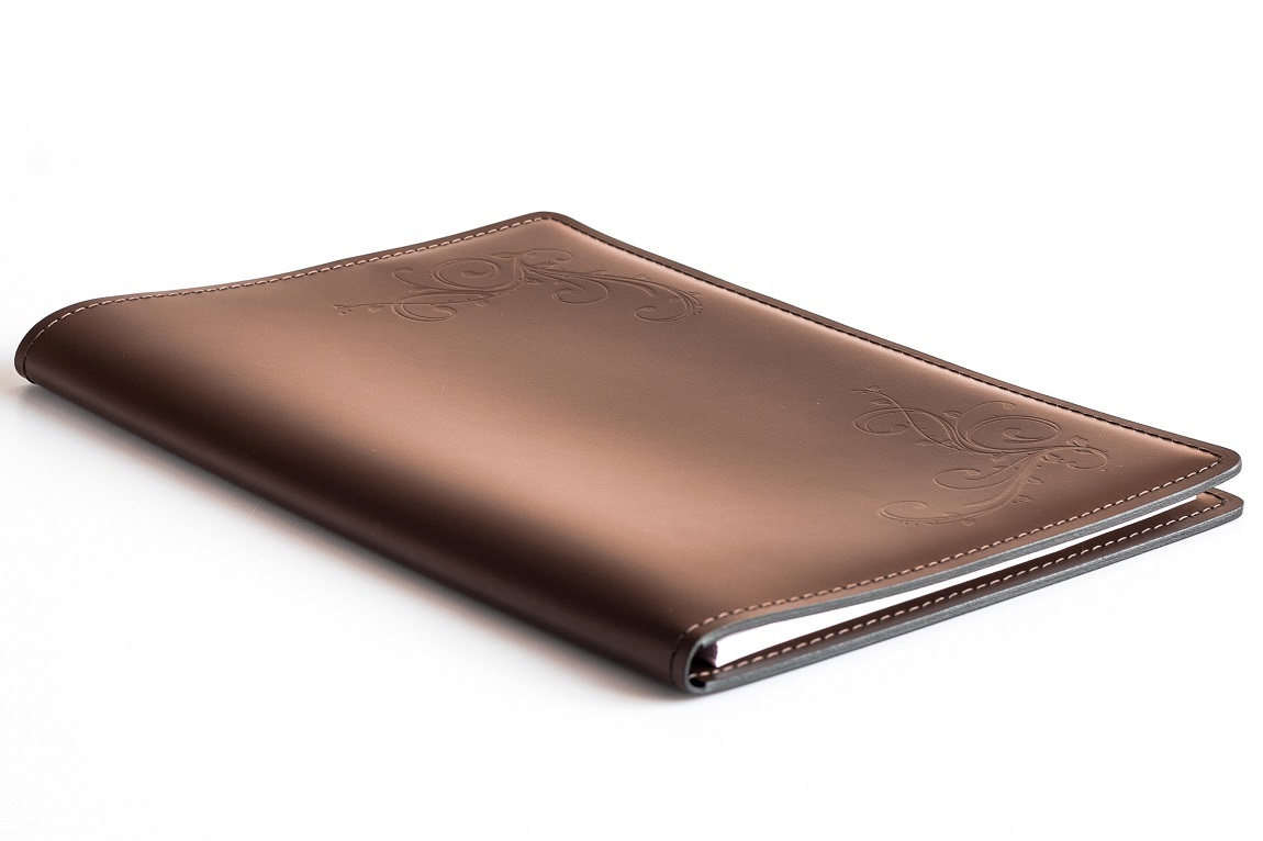 Папка из кожи под блокнот А4 цвет орех Папка из кожи под блокнот А4 цвет орех