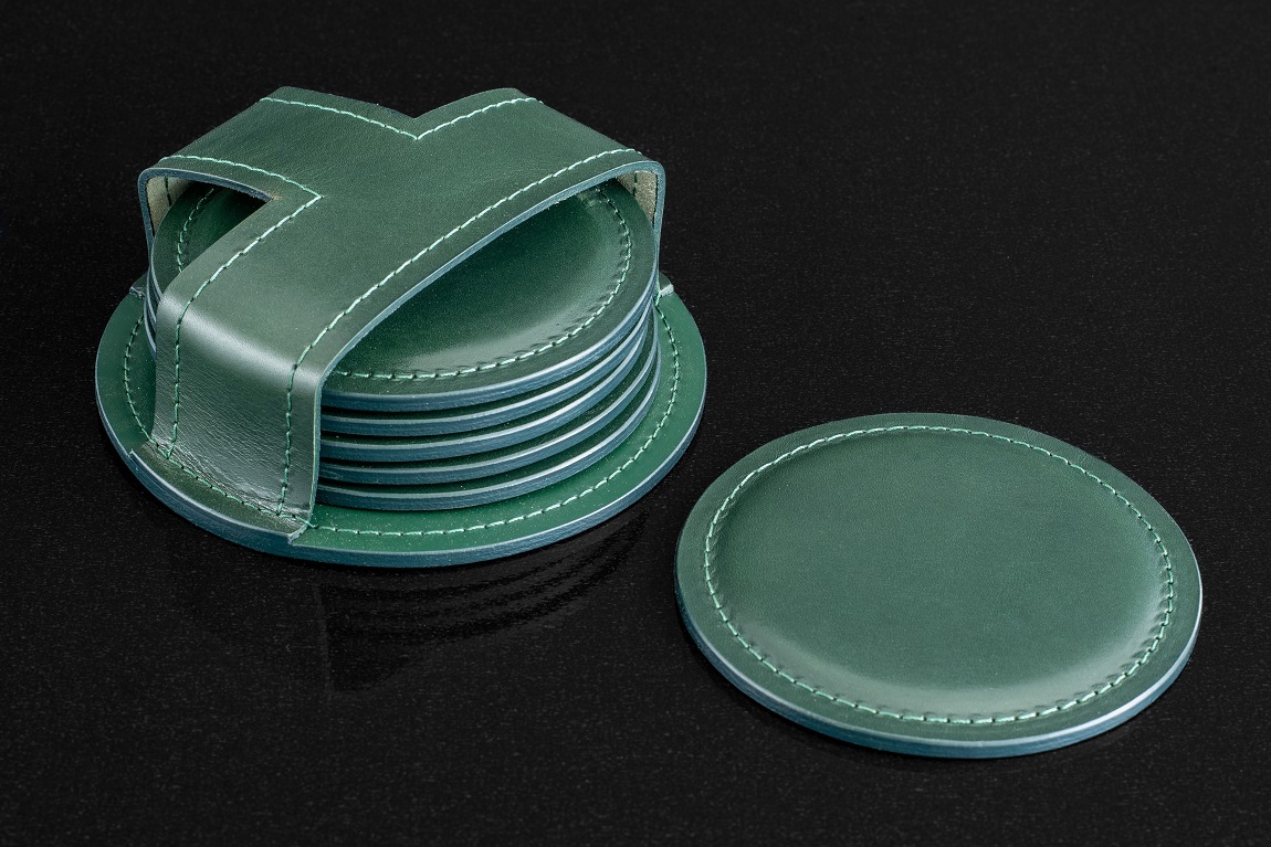 Набор костеров в чехле из зеленой кожи Люкс Full Grain Green