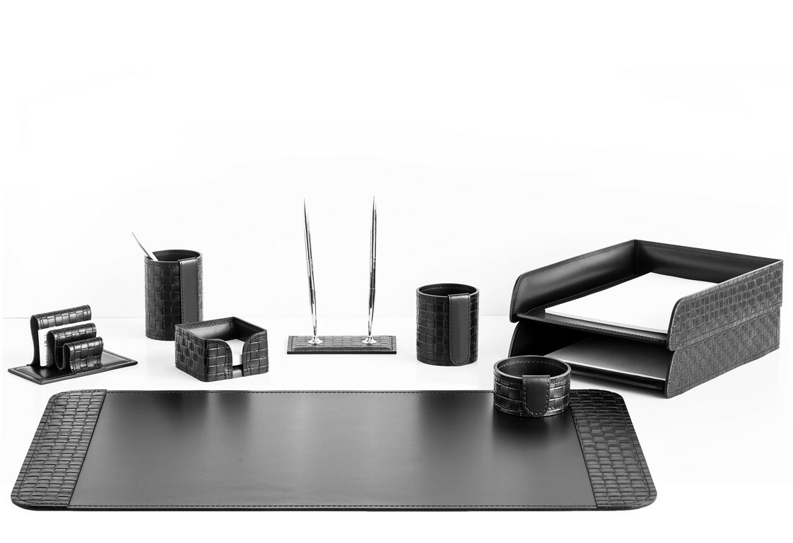 Настольный набор 9 предметов из кожи cuoietto treccia/черный Настольный набор 9 предметов из кожи cuoietto treccia/черный