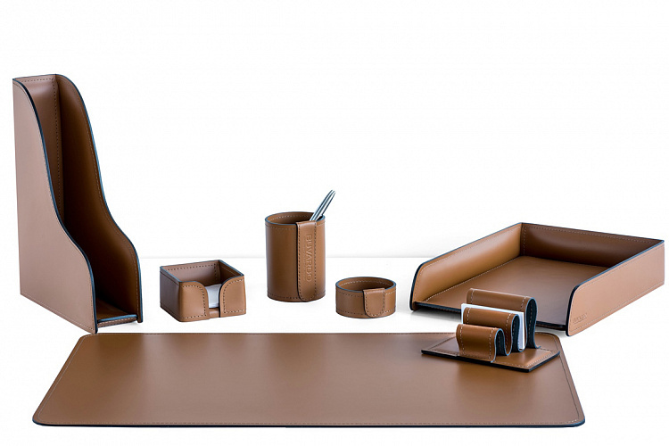 Набор настольный из кожи цвет табак 7 предметов