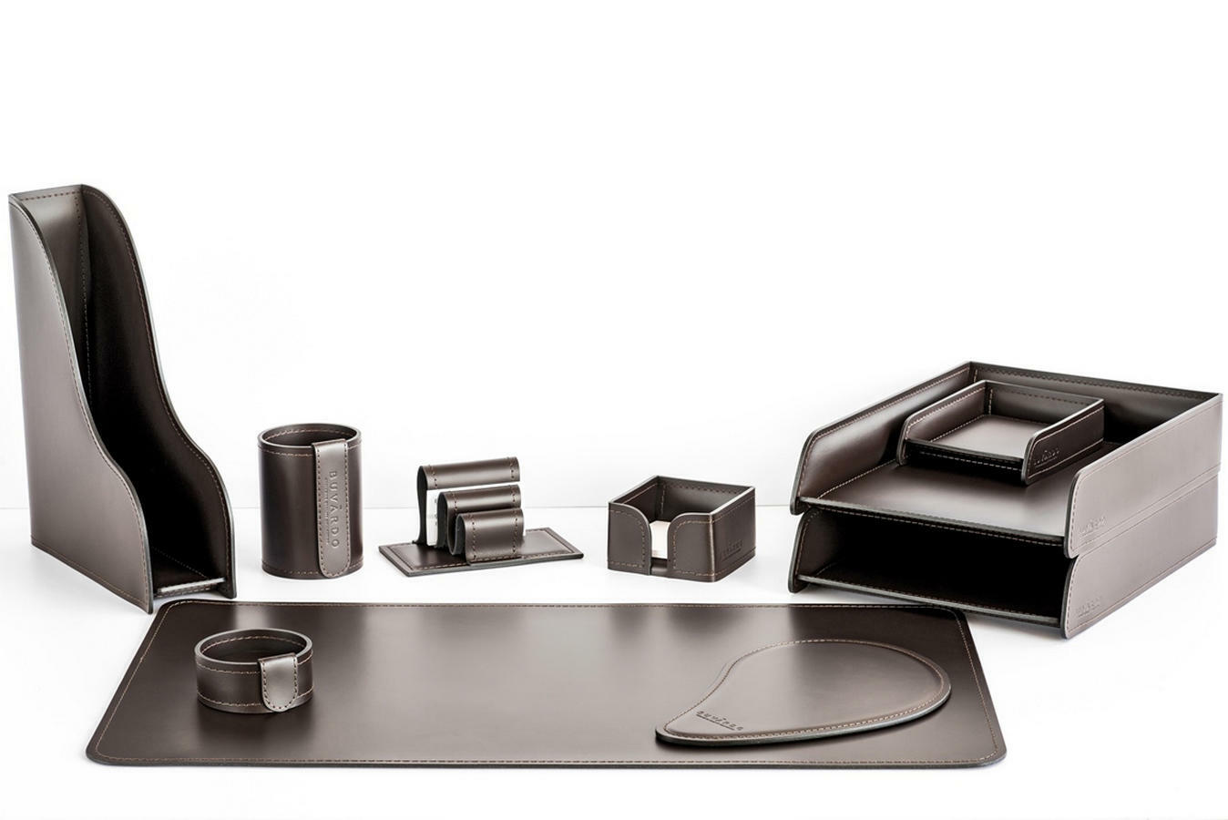 Канцелярский настольный набор из кожи цвет шоколад 10 предметов