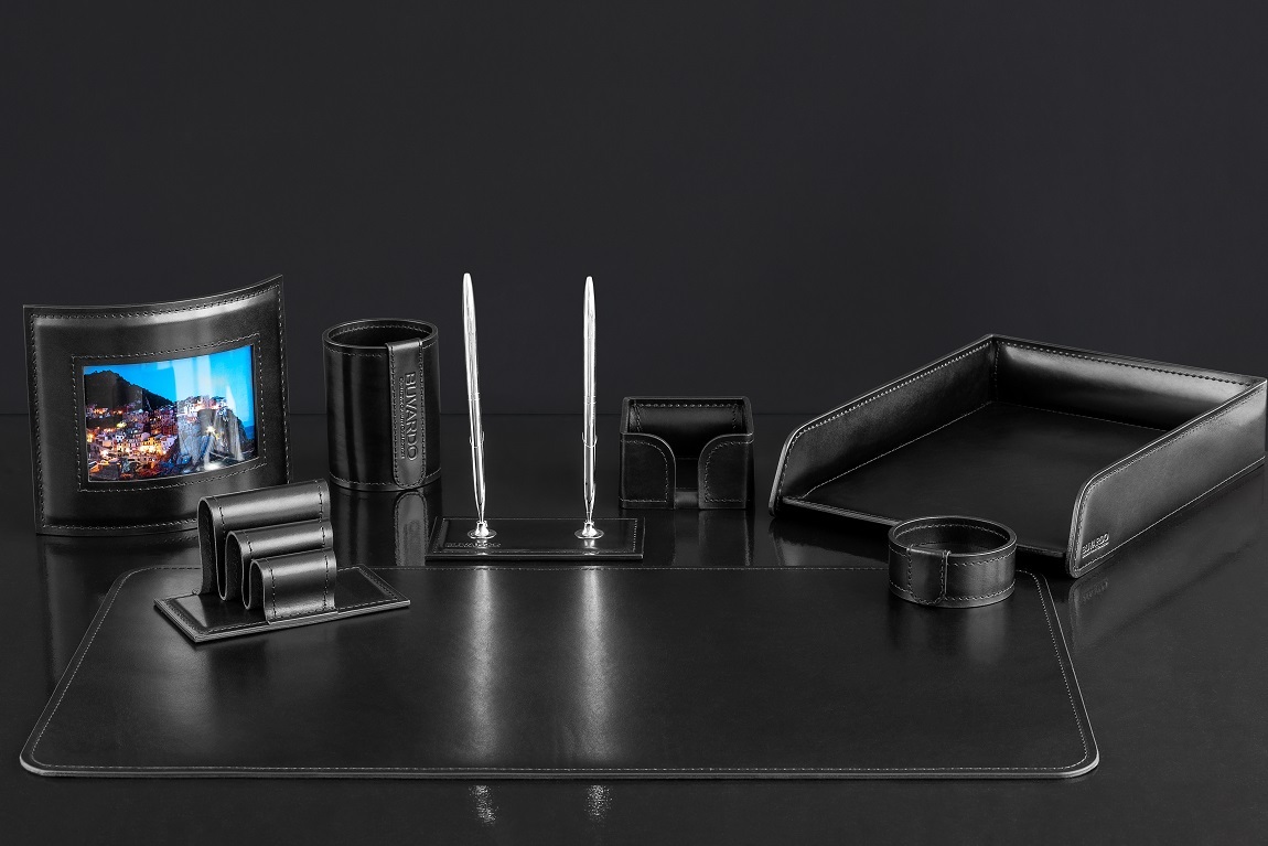 Набор настольный 8 предметов из кожи Full Grain Toscana цвет Black Набор настольный 8 предметов из кожи Full Grain Toscana цвет Black