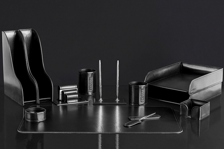 Органайзер настольный LUX 12 предметов из кожи Full Grain Black Органайзер настольный LUX 12 предметов из кожи Full Grain Black