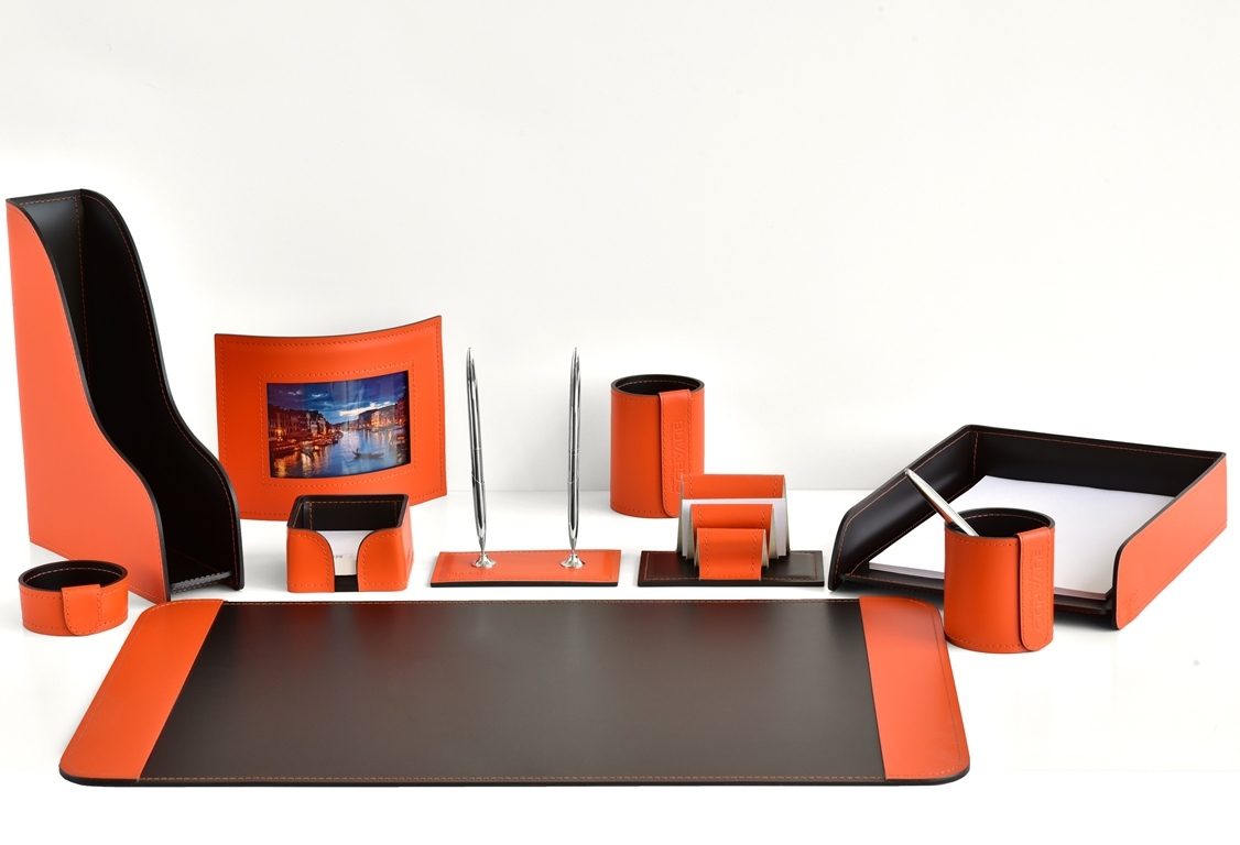 Подарочный настольный набор 10 предметов из кожи оранж/шоколад