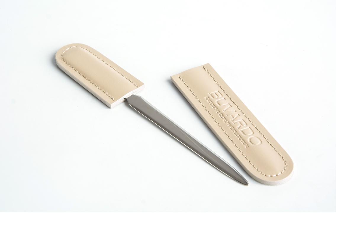 ПО ЗАПРОСУ! Нож канцелярский в чехле слоновая кость ПО ЗАПРОСУ! Нож канцелярский в чехле слоновая кость