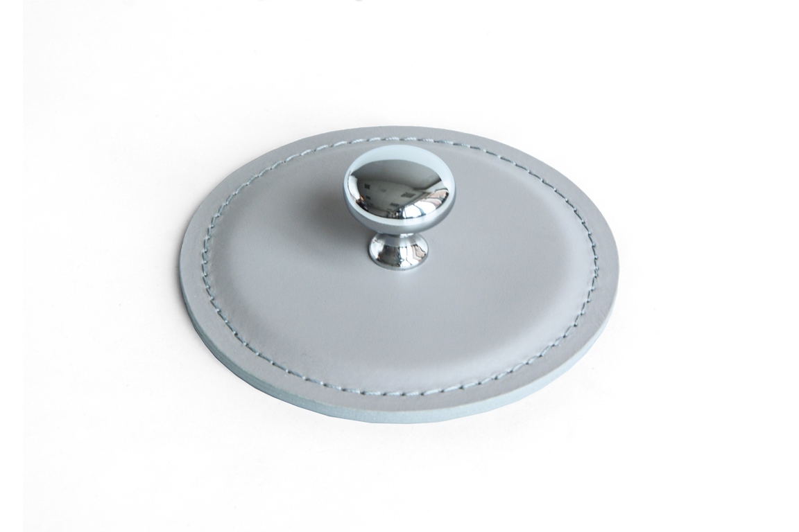 Пресс из кожи серый